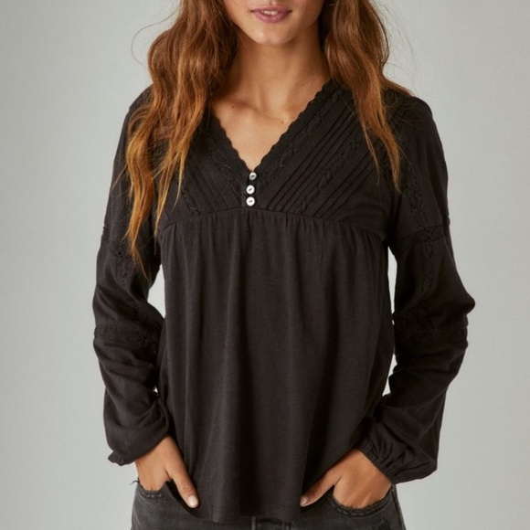 Lucky Brand Black Lace Long Sleeve Peasant Top - Picture 1 of 13